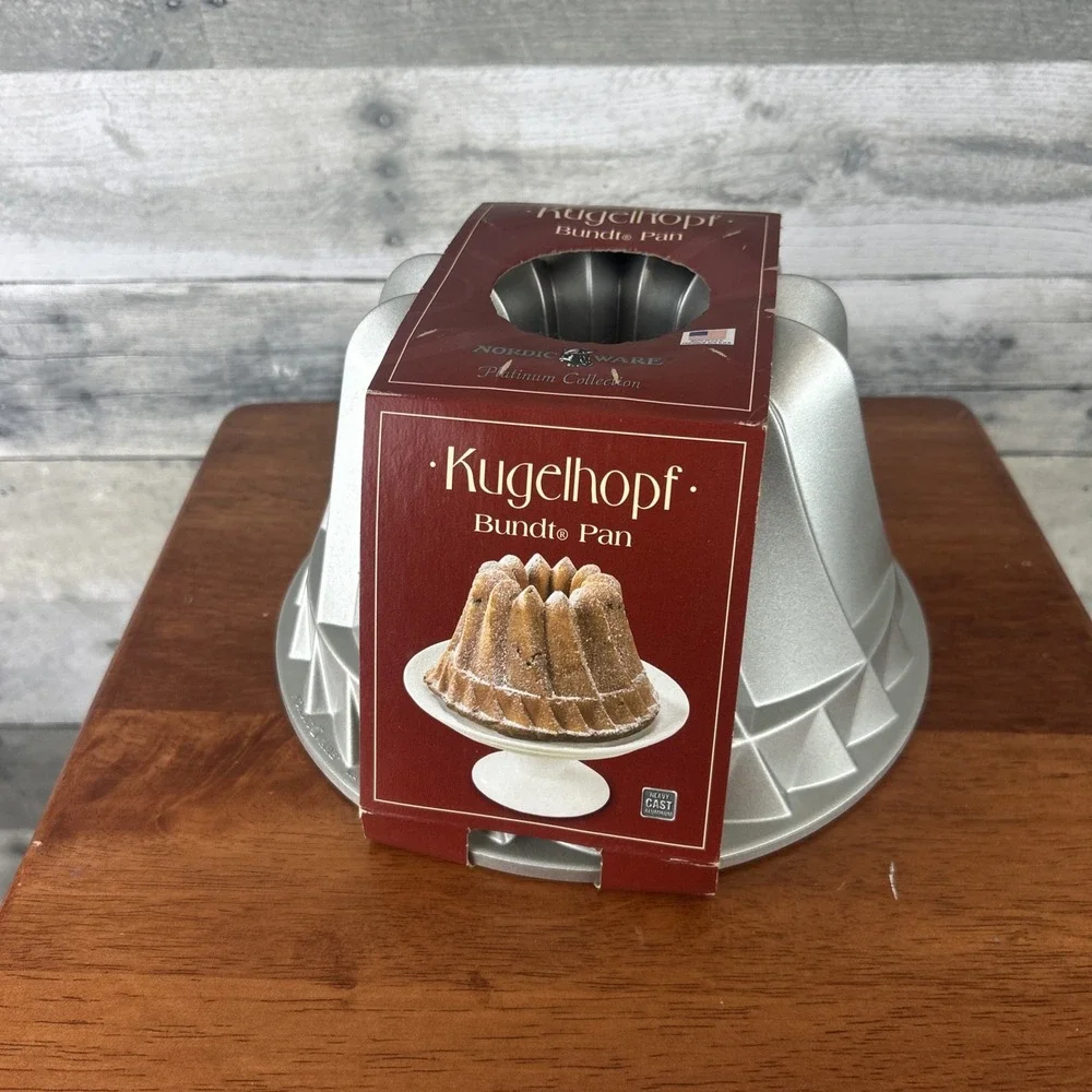Nordic Ware Kugelhopf Bundt® Pan Non stick, Heavy cast aluminum, 10 cup